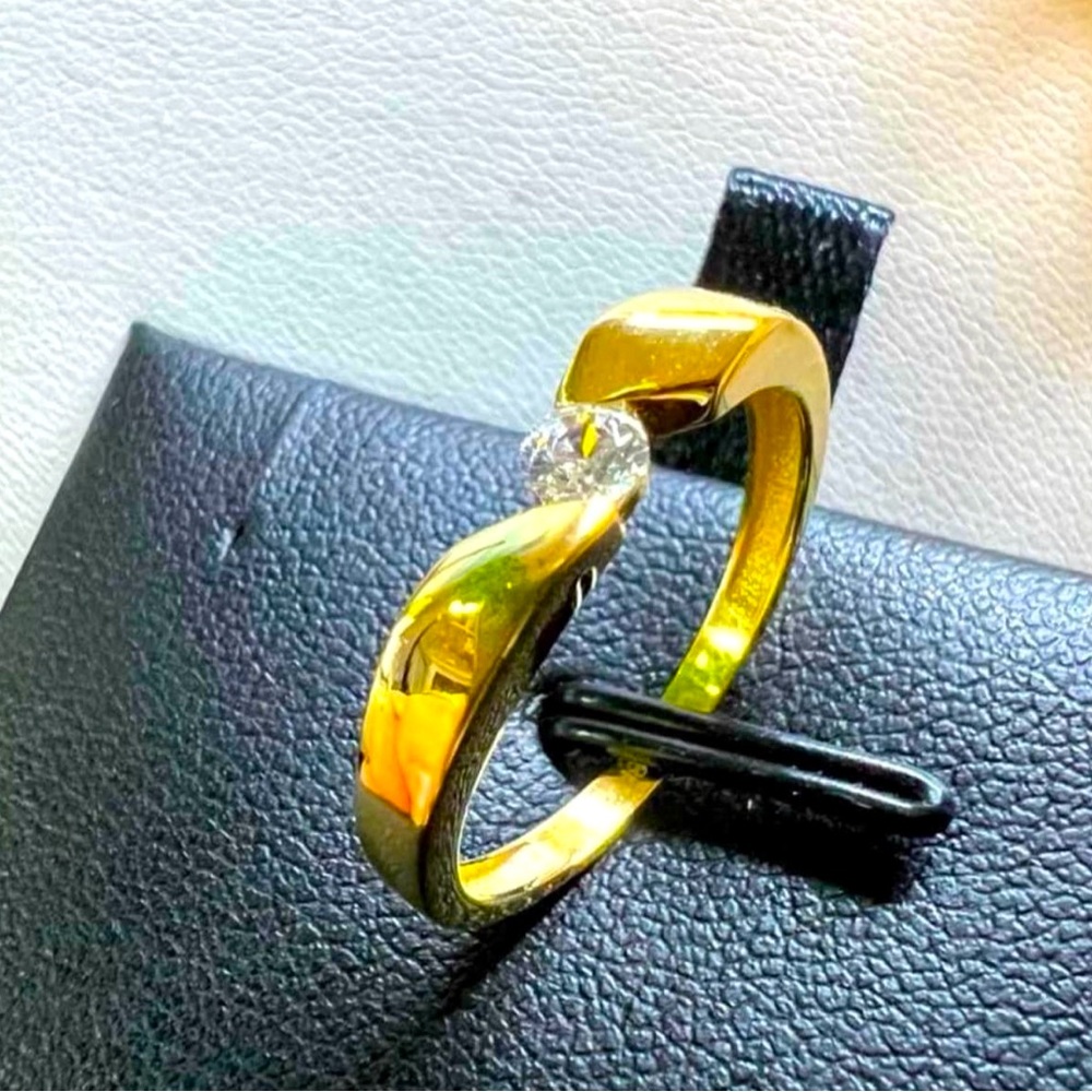 Real 18K Saudi Gold Ring Size 7